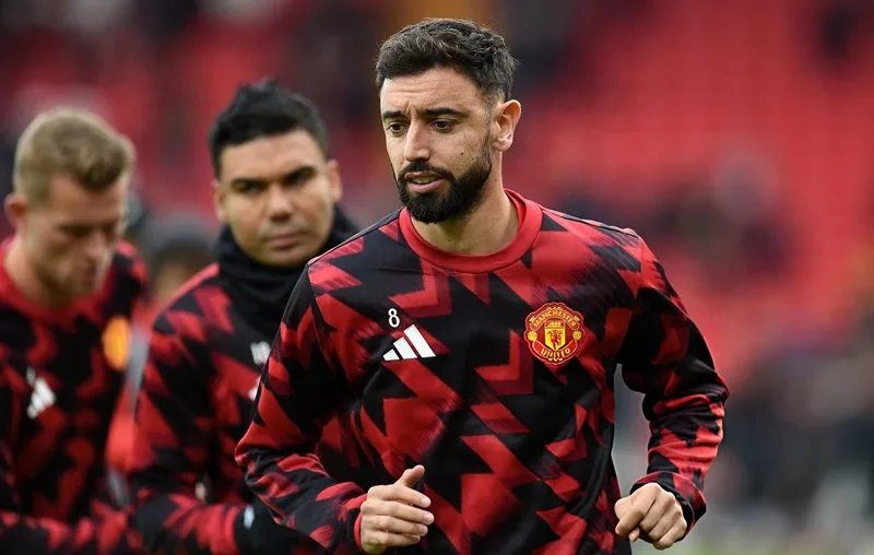 bruno fernandes da vi tri nao vai tro thu linh tai man utd