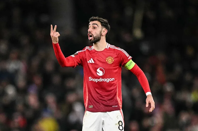 bruno fernandes da vi tri nao vai tro thu linh tai man utd