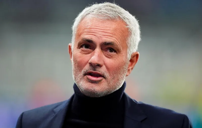 mourinho dang huan luyen doi nao bo suu tap danh hieu cua nguoi dac biet