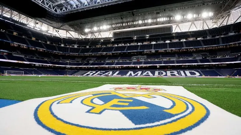 Toàn cảnh siêu sân vận động Santiago Bernabéu sau khi hoàn thành nâng cấp mang tính thế kỷ.